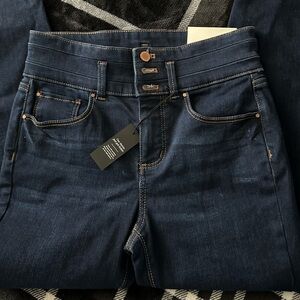 Ann Taylor Skinny Jeans NWT 6P
